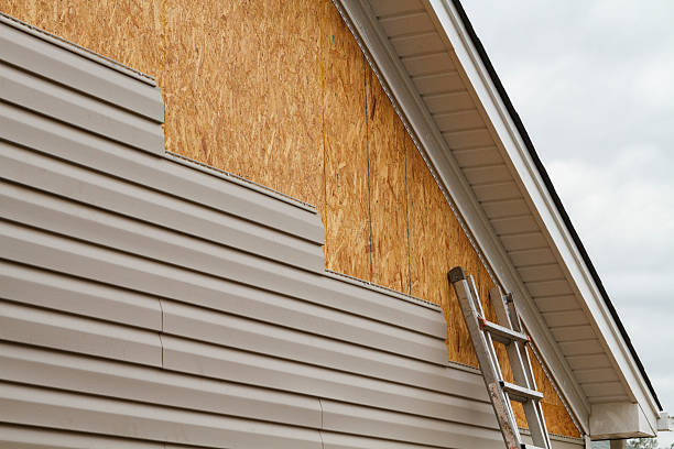 Professional Siding Repair technician working in Blue Ball, PA